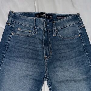 Hollister Women’s Denim Blue Skinny Jeans